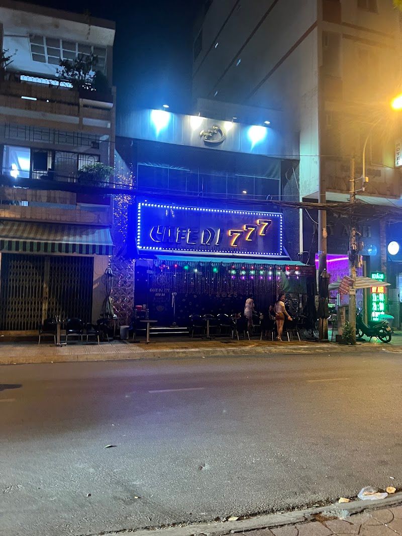 CAFE DJ 777